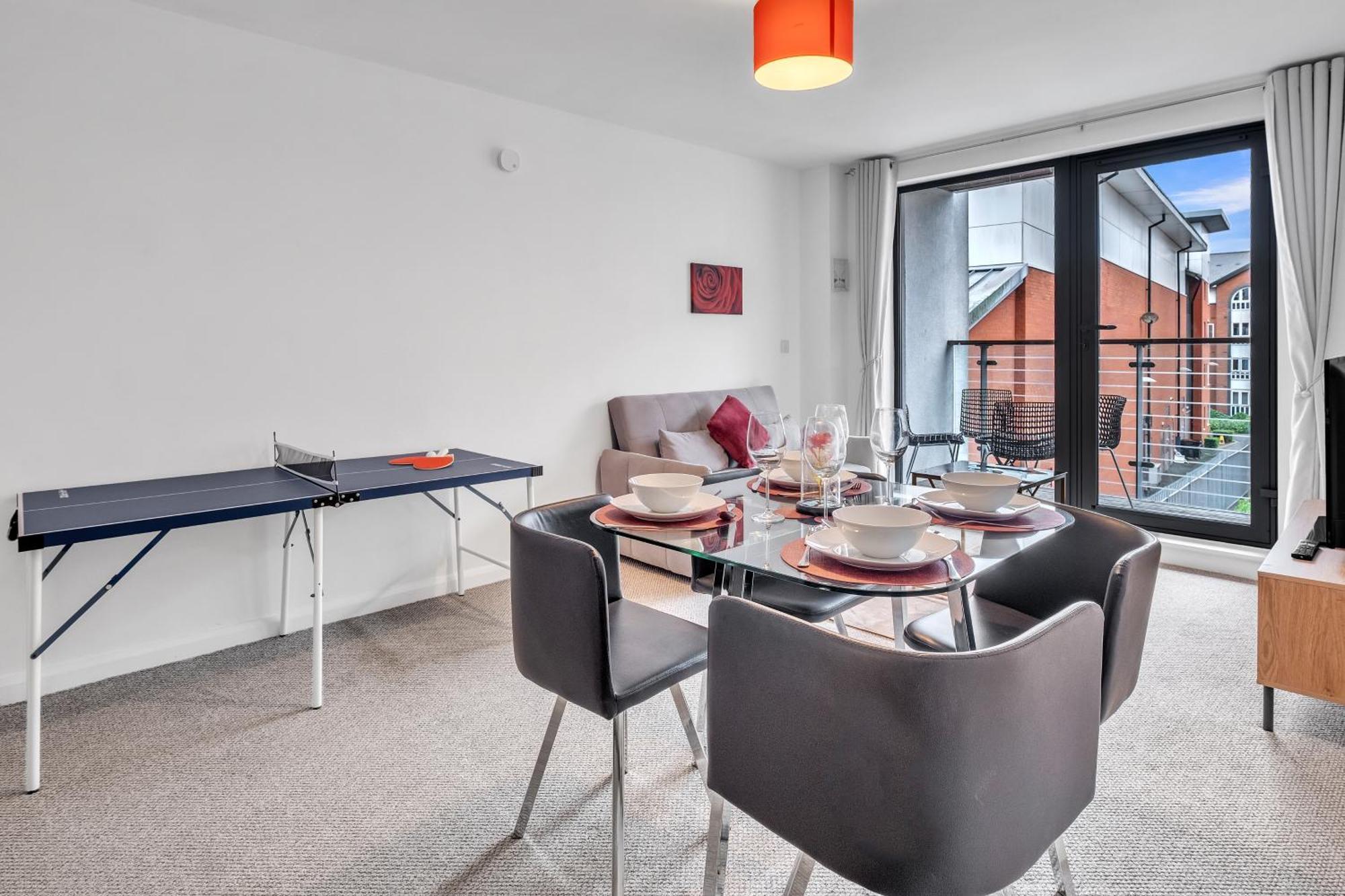 Central Suite Near Mailbox, King Bed, Ping Pong, Netflix, Sleeps 4 Birmingham Luaran gambar